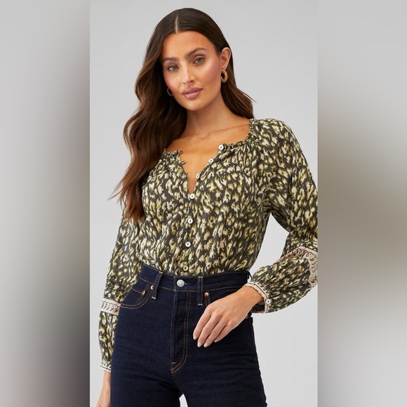 Cleobella Tops - CLEOBELLA
ALICIA BLOUSE